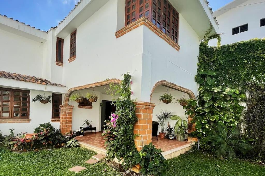 Beautiful Jungle House On A Strategic Location Villa Cancún Esterno foto