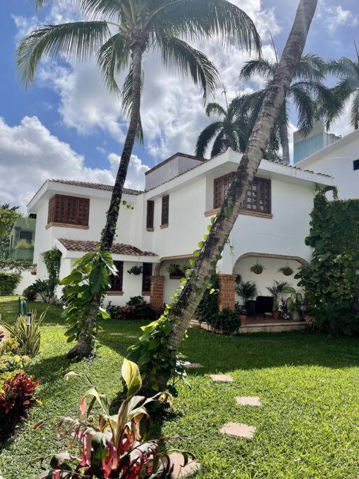 Beautiful Jungle House On A Strategic Location Villa Cancún Esterno foto